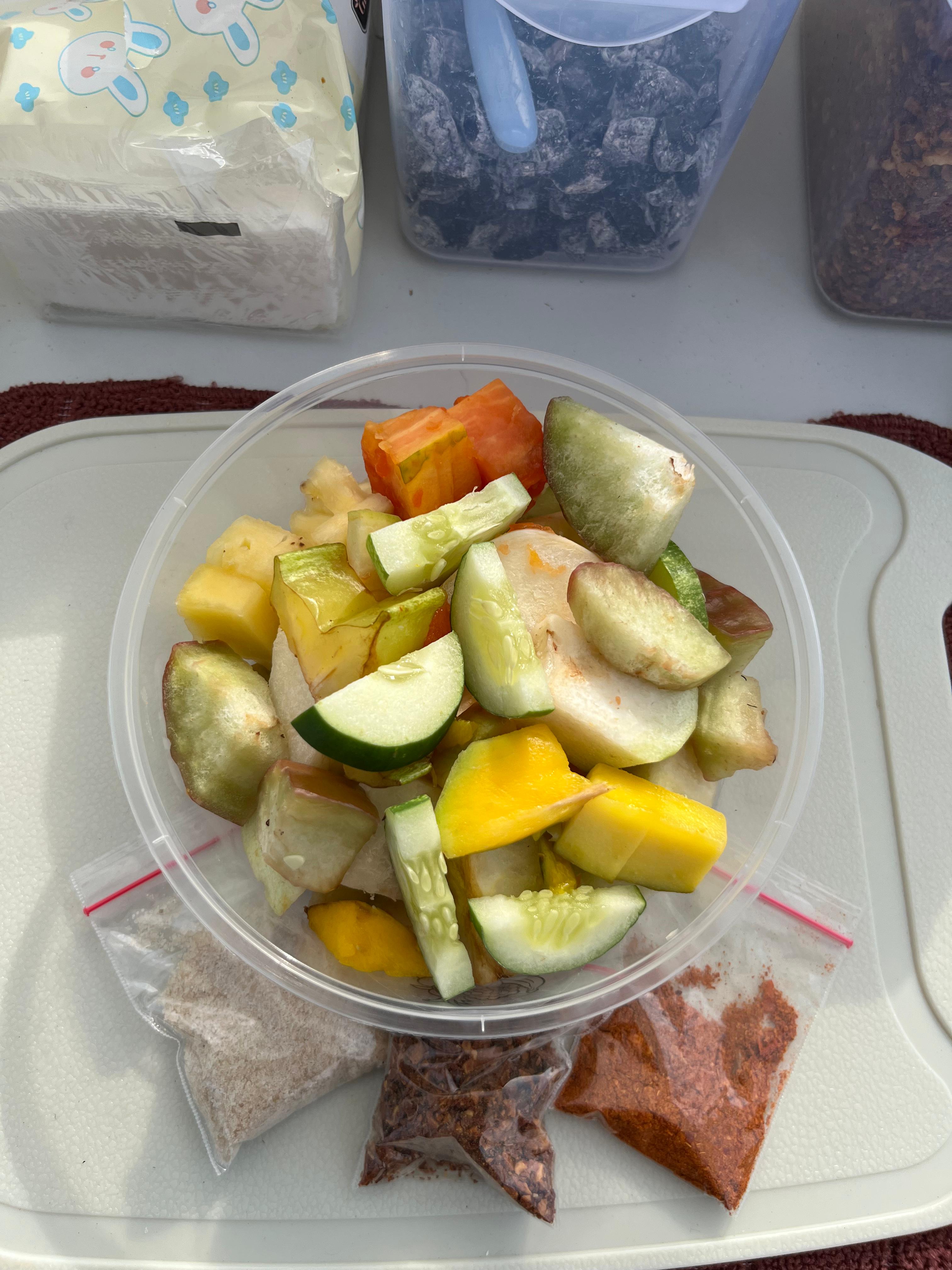 Salad Jowo M